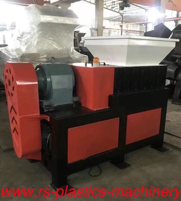 Strong & Powerful solid waste recycle machine waste shredder supplier for Barrel/CD/wood/tire/Plastic/Can/Cloth/ Metal good  price