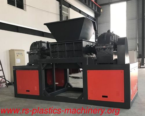 China Strong Powerful solid waste recycle machine/rubber/wood/metal/cloth/straw Shredder supplier good price wholesale