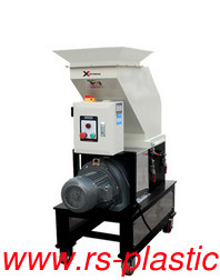 Low Speed Plastic Scrap Granulator/Shredder/Crusher/Plastic shredders supplier plastic recycling machine Agency Needed