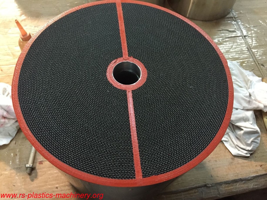 Air dehumidifier dryer Spare part Supplier-Black molocular sieve desiccant wheel rotor good  price