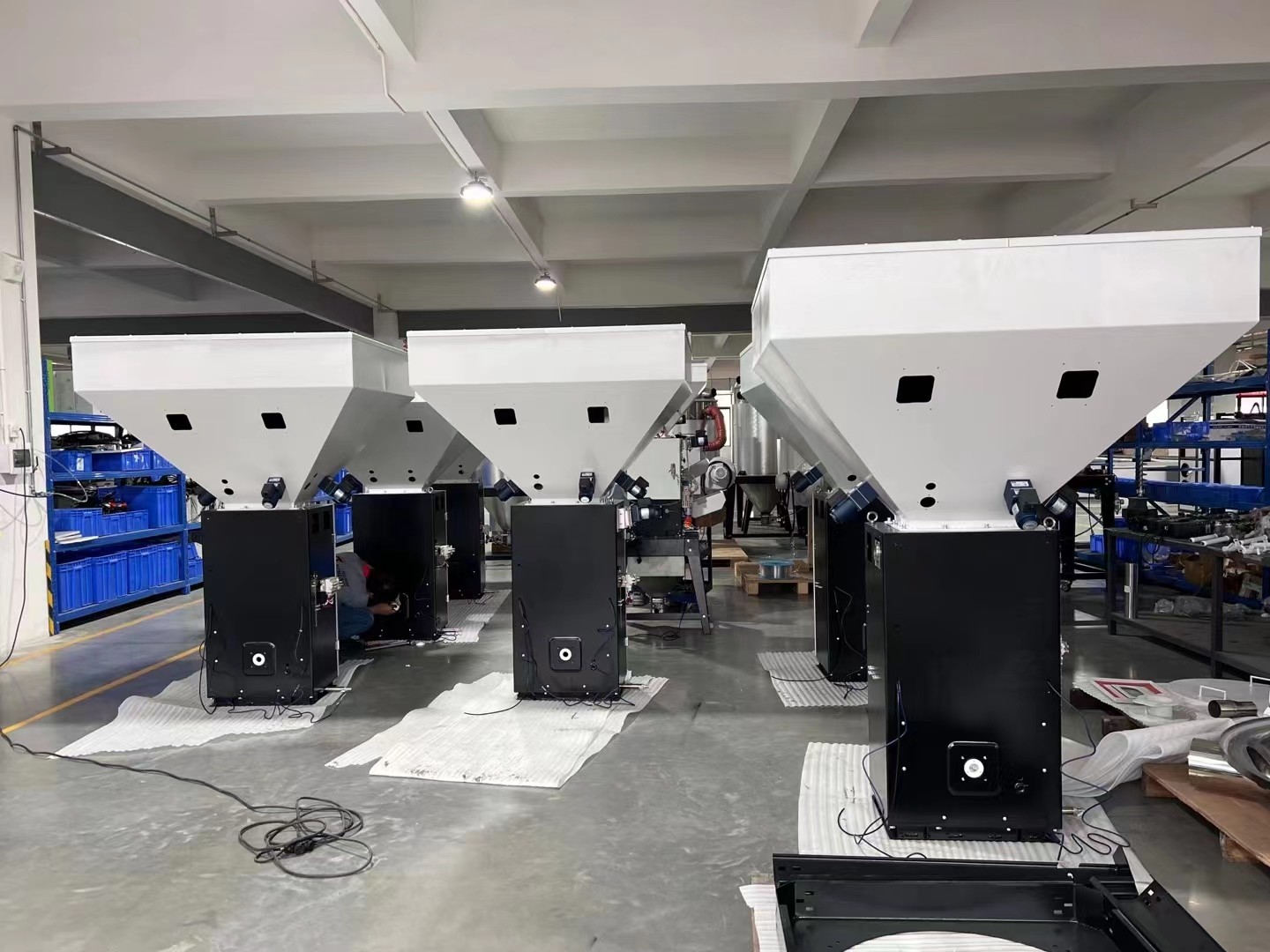 Automatic weight sensor mixer maker/gravimetric blender 4 components good quality factory price for wholesale